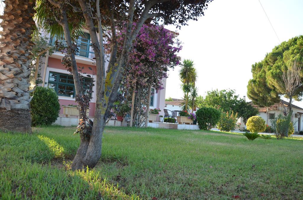 Rena'S House Hotel Kalogria  Buitenkant foto